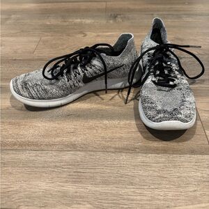 Nike Black and White Sneakers